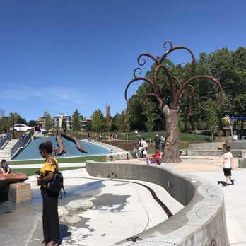 Bellevue Downtown Park - Parks Near Me - Bellevue, Washington