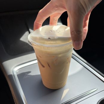 Wolf's Brew Coffee - Earl grey latte with cream top - Coffee & Tea Near Me - Long Beach, California