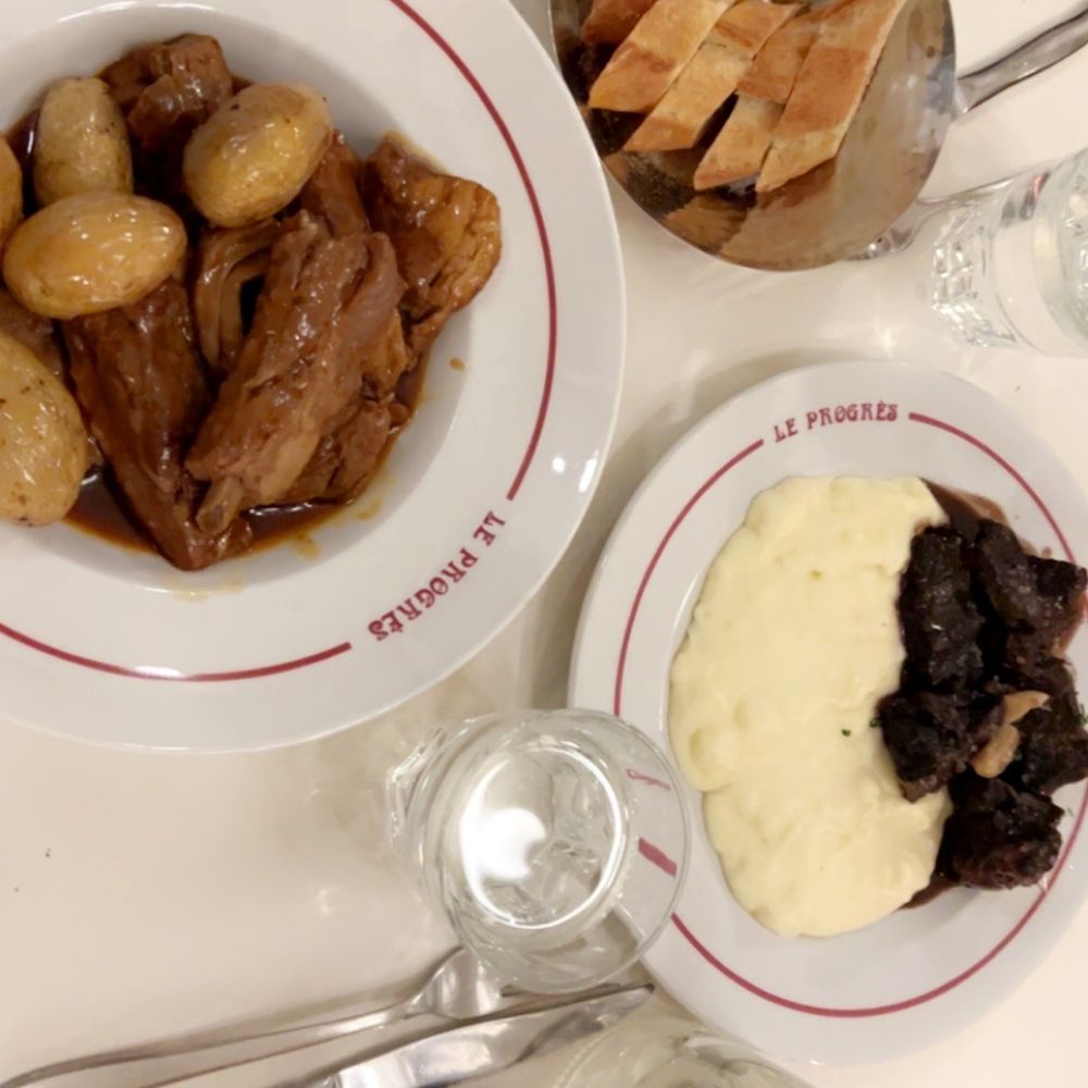 Le Progrès - Dinner - Brasseries Near Me - Paris, 75