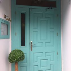 La Tena - Puerta entrada