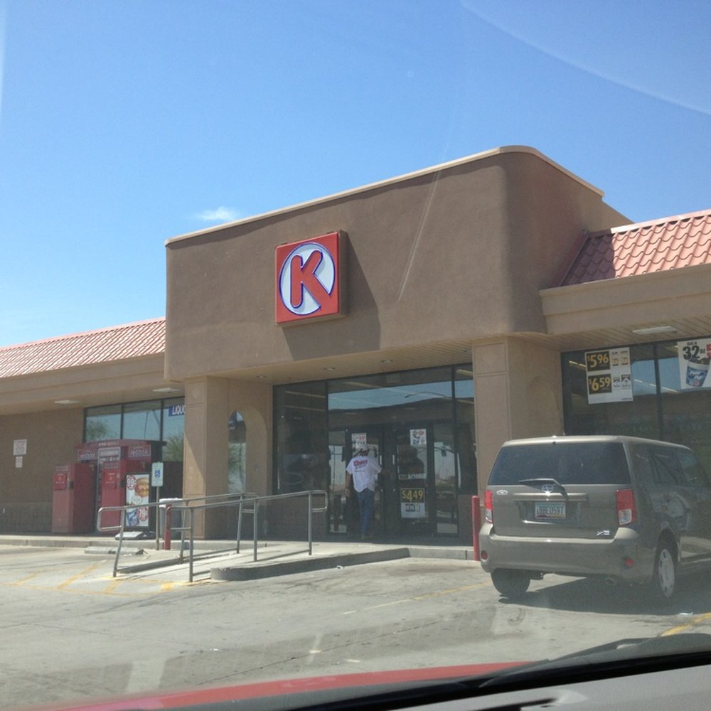 Circle K - a car parked in front of a store - Gas Stations Near Me - Peoria, Arizona Circle K - a car parked in front of a store - Gas Stations Near Me - Peoria, Arizona