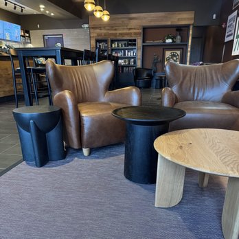 Starbucks - Comfy seating - Coffee & Tea Near Me - Northbrook, Illinois