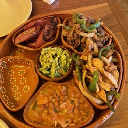Los Molcas Taco Bar And Grill - Parrillada Molcas