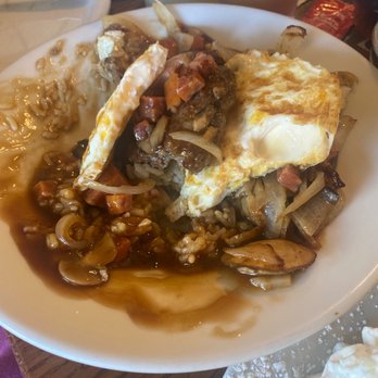 Eggs 'n Things - Waikiki Beach Eggspress - Traditional Loco Moco - Breakfast & Brunch Near Me - Honolulu, Hawaii Eggs 'n Things - Waikiki Beach Eggspress - Traditional Loco Moco - Breakfast & Brunch Near Me - Honolulu, Hawaii