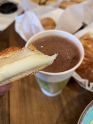 Pasabocas Colombian Bakery by null