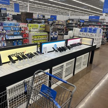 Walmart Supercenter - Walmart! Electronic Department! Huge! Great choices! Very Clean! - Grocery Near Me - Santa Clarita, California Walmart Supercenter - Walmart! Electronic Department! Huge! Great choices! Very Clean! - Grocery Near Me - Santa Clarita, California