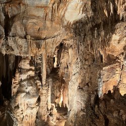 Endless Caverns RV Resort & Cavern Tours