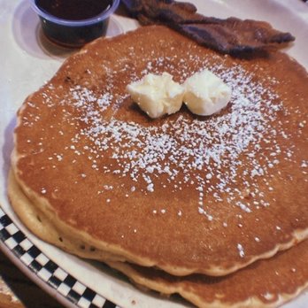 Black Bear Diner Tracy - Pancakes - American Near Me - Tracy, California