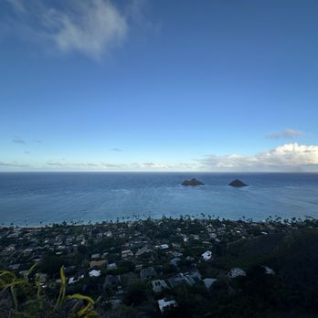 Lanikai Pillbox Hike - Hiking Near Me - Kailua, Hawaii Lanikai Pillbox Hike - Hiking Near Me - Kailua, Hawaii