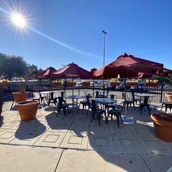 la Madeleine - Outside patio - Bakeries Near Me - San Antonio, Texas la Madeleine - Outside patio - Bakeries Near Me - San Antonio, Texas
