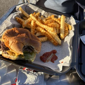 Taste - Smash burger and fries - Burgers Near Me - Northfield, Ohio Taste - Smash burger and fries - Burgers Near Me - Northfield, Ohio