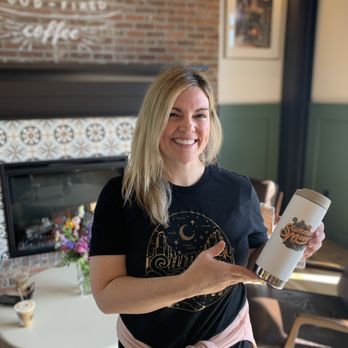 Summer Moon Coffee - Owner, Heidi! She is fabulous. - Coffee Roasteries Near Me - Knoxville, Tennessee Summer Moon Coffee - Owner, Heidi! She is fabulous. - Coffee Roasteries Near Me - Knoxville, Tennessee