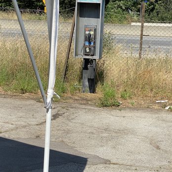 Country Kitchen - What was Cute to See an Actual Telephone Booth outside - Salad Near Me - Prunedale, California