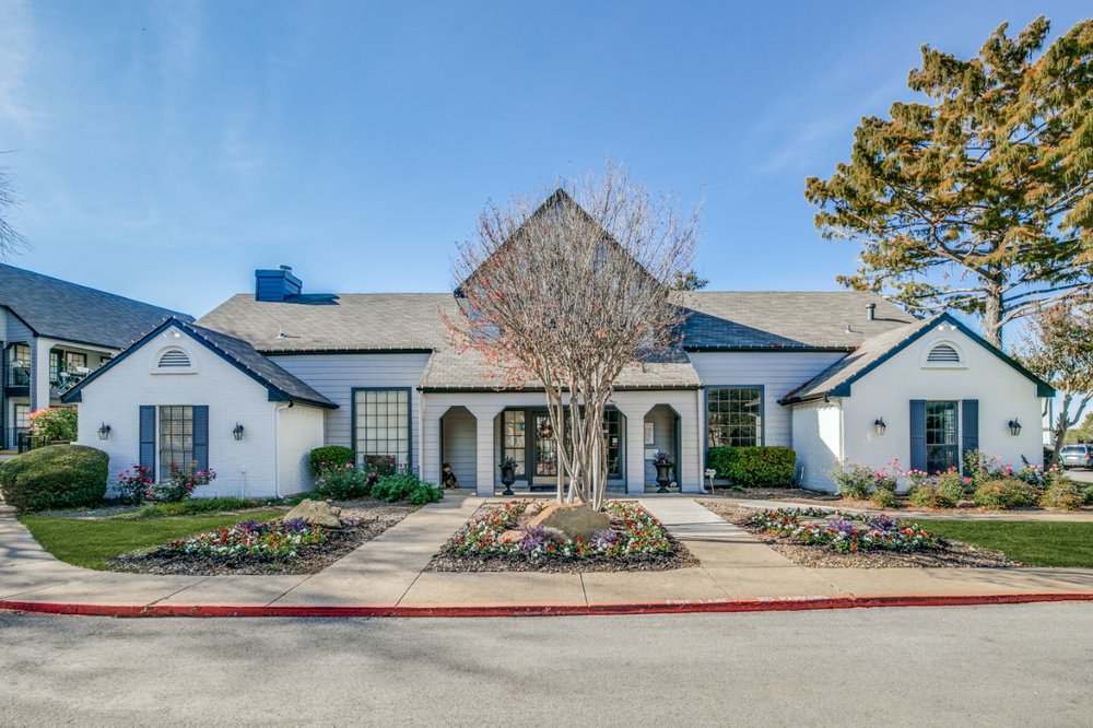 THE ARBORS ON OAKMONT Updated August 2024 21 Photos 6000 Oakmont