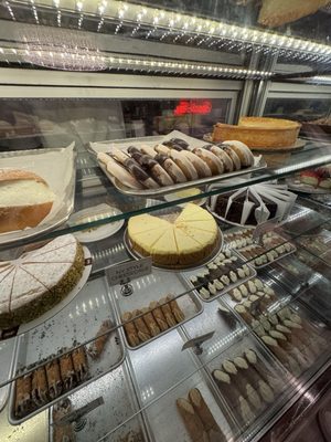 Cannoli King by null