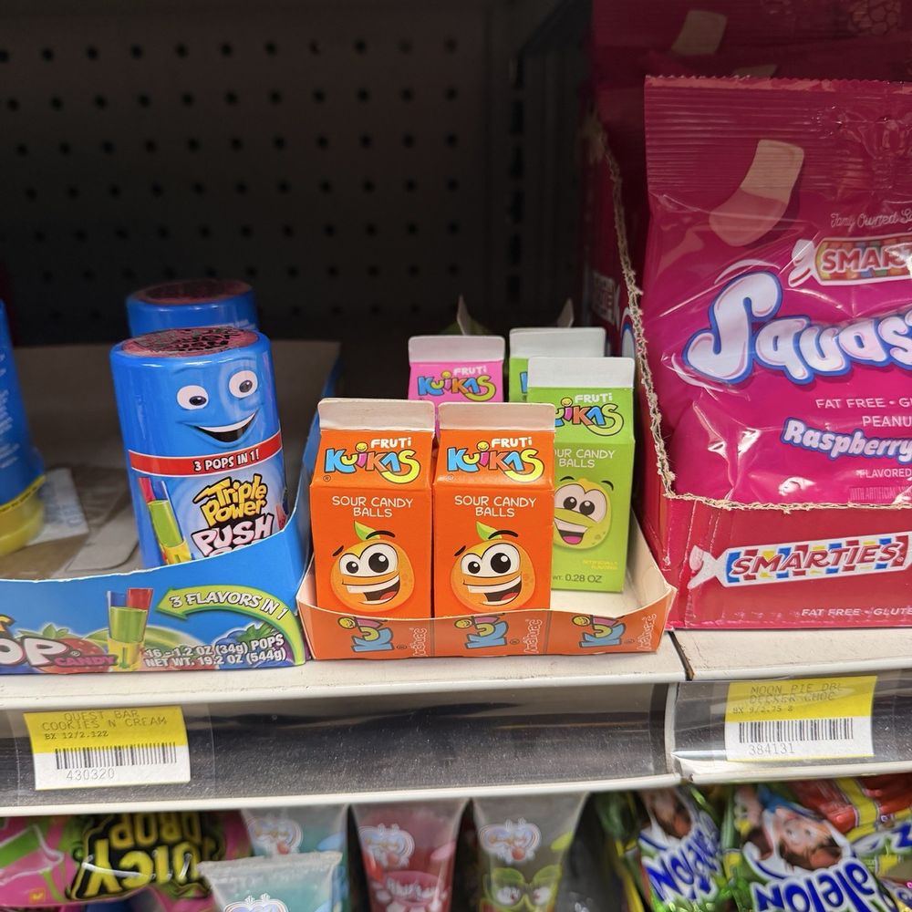 La Salsa Market - Grocery Near Me - San Diego, California