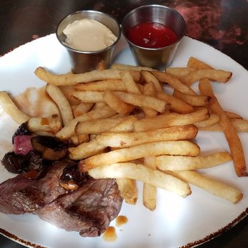 Ninety Acres - Hangar steak with frites - New American Near Me - Peapack, New Jersey Ninety Acres - Hangar steak with frites - New American Near Me - Peapack, New Jersey