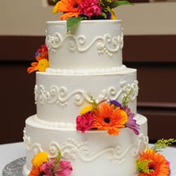 Cake Art - Simple beauty wedding cake w/ scroll and fresh flowers