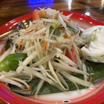 Boun Thai Kitchen - Papaya Thai Style salad - Salad Near Me - Paradise, Nevada