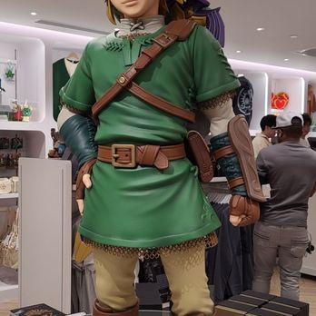 Nintendo San Francisco - "Life-size" version of Link downstairs - Video Game Stores Near Me - San Francisco, California Nintendo San Francisco - "Life-size" version of Link downstairs - Video Game Stores Near Me - San Francisco, California