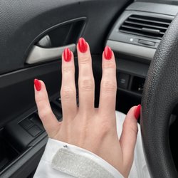 LaMer Nail & Spa - Big apple red SNS