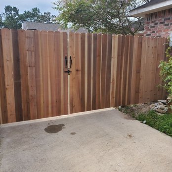 BAB GROUP - a wooden fence and gate - Fences & Gates Near Me - Baton Rouge, Louisiana BAB GROUP - a wooden fence and gate - Fences & Gates Near Me - Baton Rouge, Louisiana