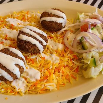 Cheddar's Scratch Kitchen - Falafel plate - American Near Me - San Marcos, Texas