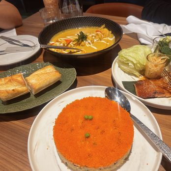 Star Leaf - Was really good experience here good are nice my favorite dish was the fired rice - Asian Fusion Near Me - Pasadena, California Star Leaf - Was really good experience here good are nice my favorite dish was the fired rice - Asian Fusion Near Me - Pasadena, California