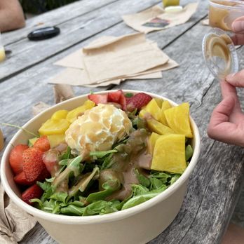 Nomans - Goat cheese salad - American Near Me - Oak Bluffs, Massachusetts