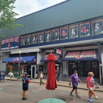 Fenway Park - Stadiums & Arenas Near Me - Boston, Massachusetts Fenway Park - Stadiums & Arenas Near Me - Boston, Massachusetts