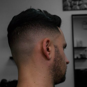 MichKutz - Mid skin fade - Barbers Near Me - Bensalem, Pennsylvania MichKutz - Mid skin fade - Barbers Near Me - Bensalem, Pennsylvania
