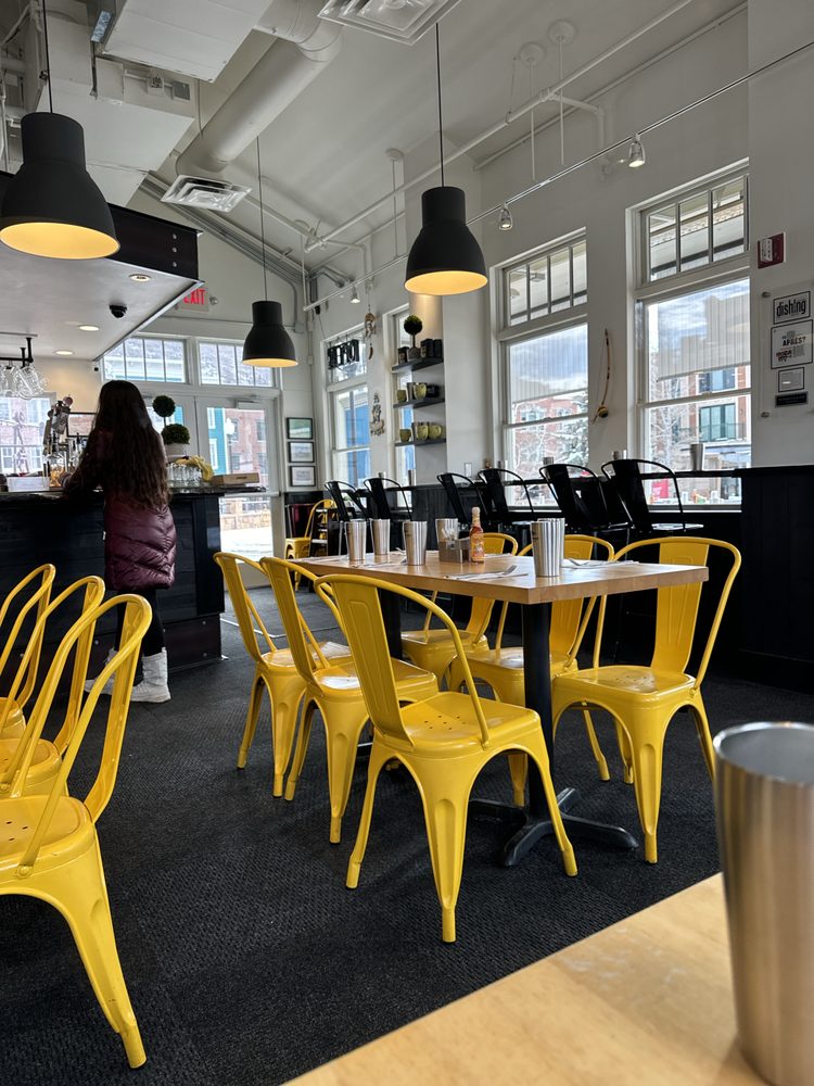 The Bridge Café and Grill