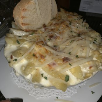 Cave A' Vin - Gouda Mac n Cheese . So good! - Wine Bars Near Me - New Haven, Connecticut Cave A' Vin - Gouda Mac n Cheese . So good! - Wine Bars Near Me - New Haven, Connecticut