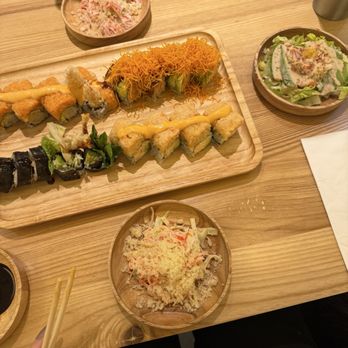 Akino - Sushi Bars Near Me - Flushing, New York