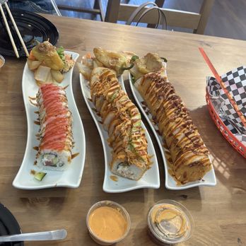 Sushilito Boy - Food Trucks Near Me - San Mateo, California Sushilito Boy - Food Trucks Near Me - San Mateo, California