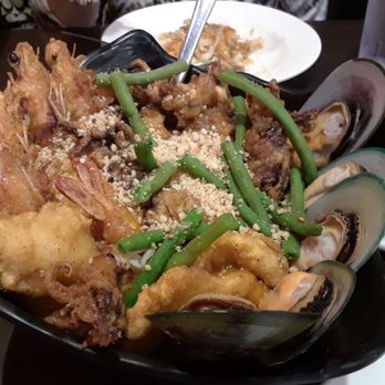 Pinpin Restaurant - Seafood Kare Kare was very good. - Filipino Near Me - Vancouver, British Columbia Pinpin Restaurant - Seafood Kare Kare was very good. - Filipino Near Me - Vancouver, British Columbia