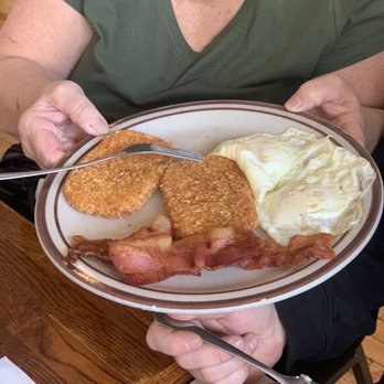Biscuits Country Cafe - Breakfast & Brunch Near Me - Tucson, Arizona