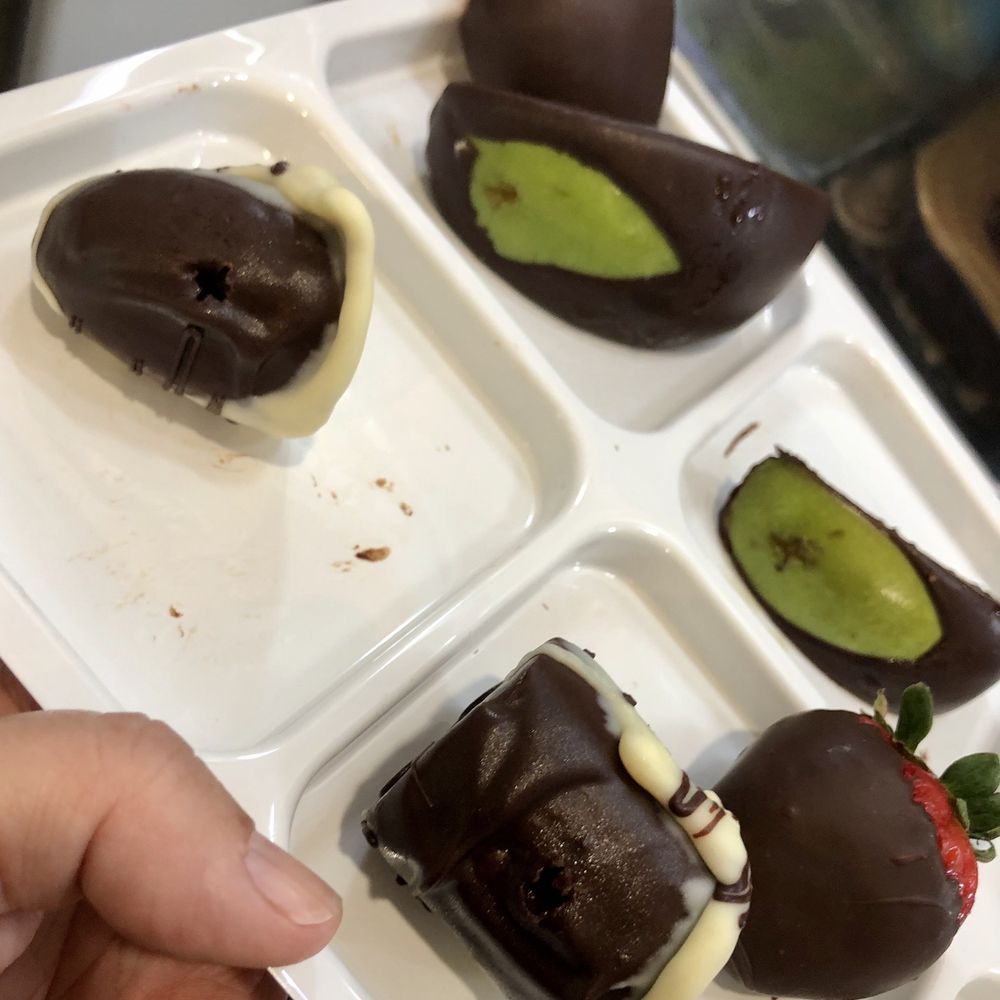 Edible Arrangements - Old fruit with holes in them. - Gift Shops Near Me - Chino, California Edible Arrangements - Old fruit with holes in them. - Gift Shops Near Me - Chino, California