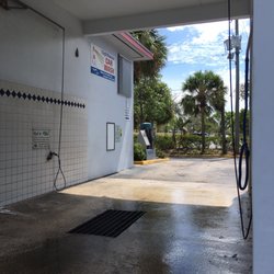 Lighthouse Carwash