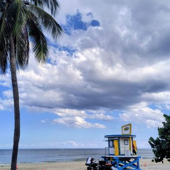 Hollywood Beach - Beaches Near Me - Hollywood, Florida Hollywood Beach - Beaches Near Me - Hollywood, Florida