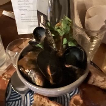 El Lopo - Steamed mussel - Spanish Near Me - San Francisco, California