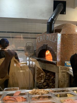 Cavalli Pizza by null