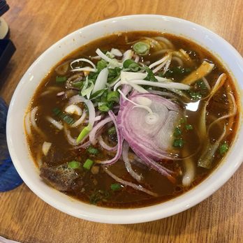 Bun Bo Hue Co Do 2 - Vietnamese Near Me - Houston, Texas