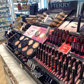 Bluemercury - Cosmetics & Beauty Supply Near Me - Santa Barbara, California