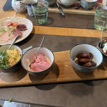 Melissa‘s Kitchen - "Oriental" with a portion of meat - Cafes Near Me - Luzern, LU