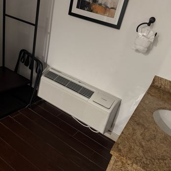 Park Vue Inn - Super cold AC - Hotels Near Me - Anaheim, California