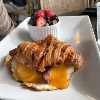Onefold - Croissant sandwich with berry side - Breakfast & Brunch Near Me - Denver, Colorado Onefold - Croissant sandwich with berry side - Breakfast & Brunch Near Me - Denver, Colorado
