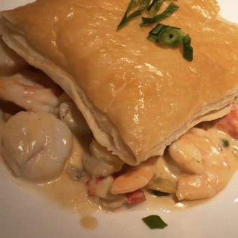 Chart House - Seafood pot pie - Seafood Near Me - Boston, Massachusetts Chart House - Seafood pot pie - Seafood Near Me - Boston, Massachusetts