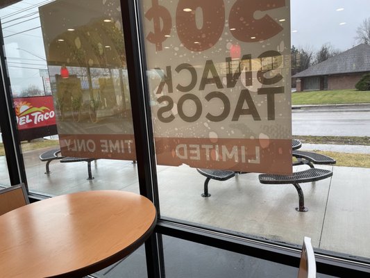Del Taco by null