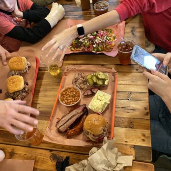 la Barbecue - Dinner - Barbeque Near Me - Austin, Texas